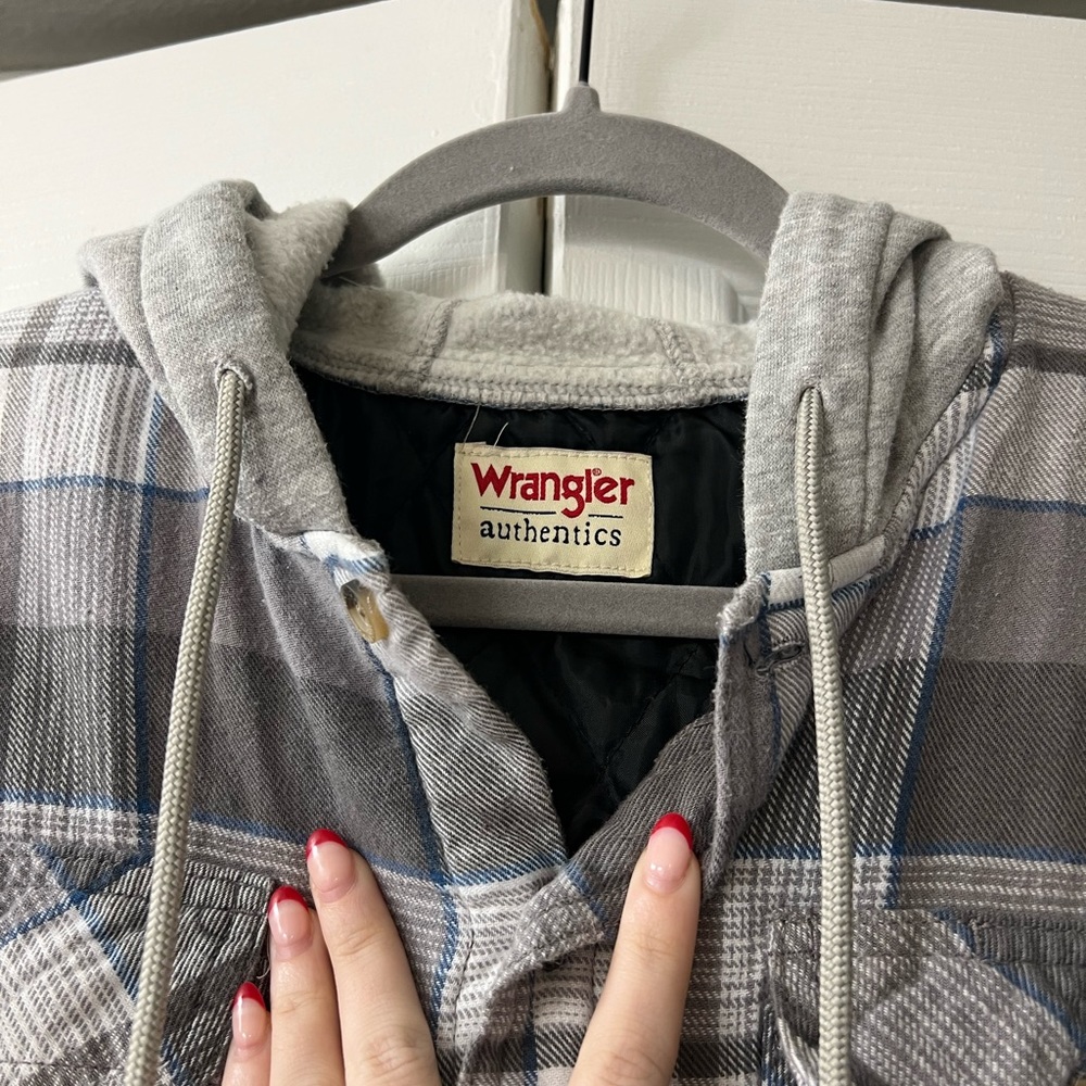 Wrangler Flannel Shirt Jacket with Hood - Picture 3 of 5
